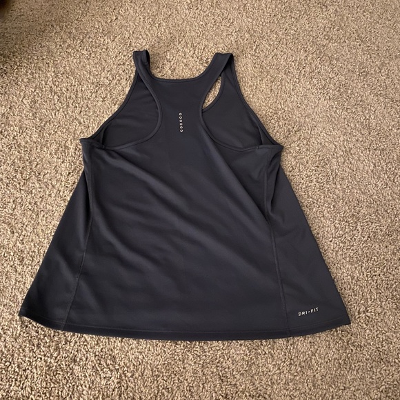 Nike charcoal grey dri fit tank - Picture 4 of 8
